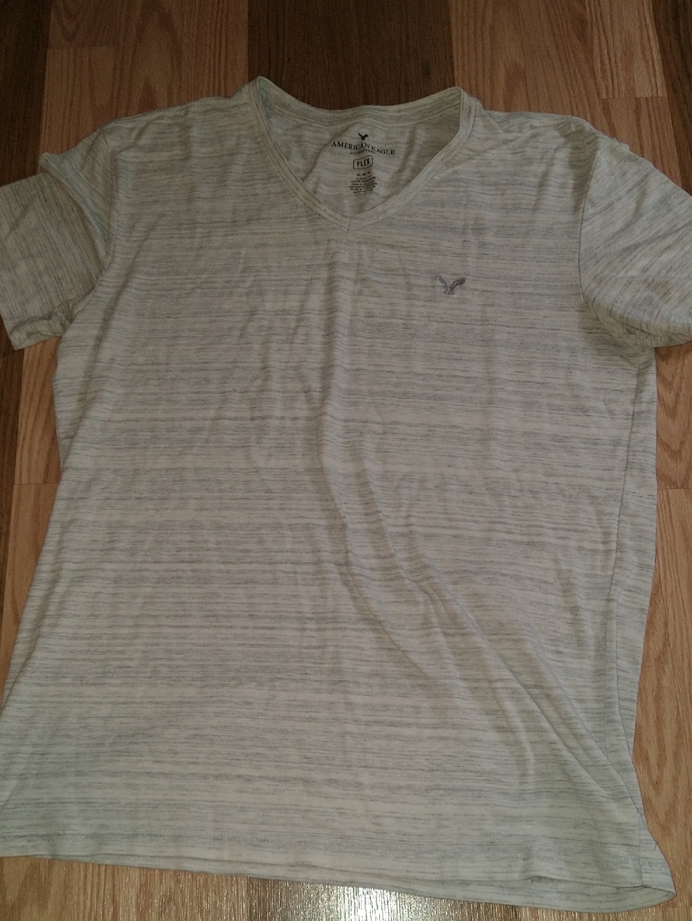 American Eagle V Neck Tee